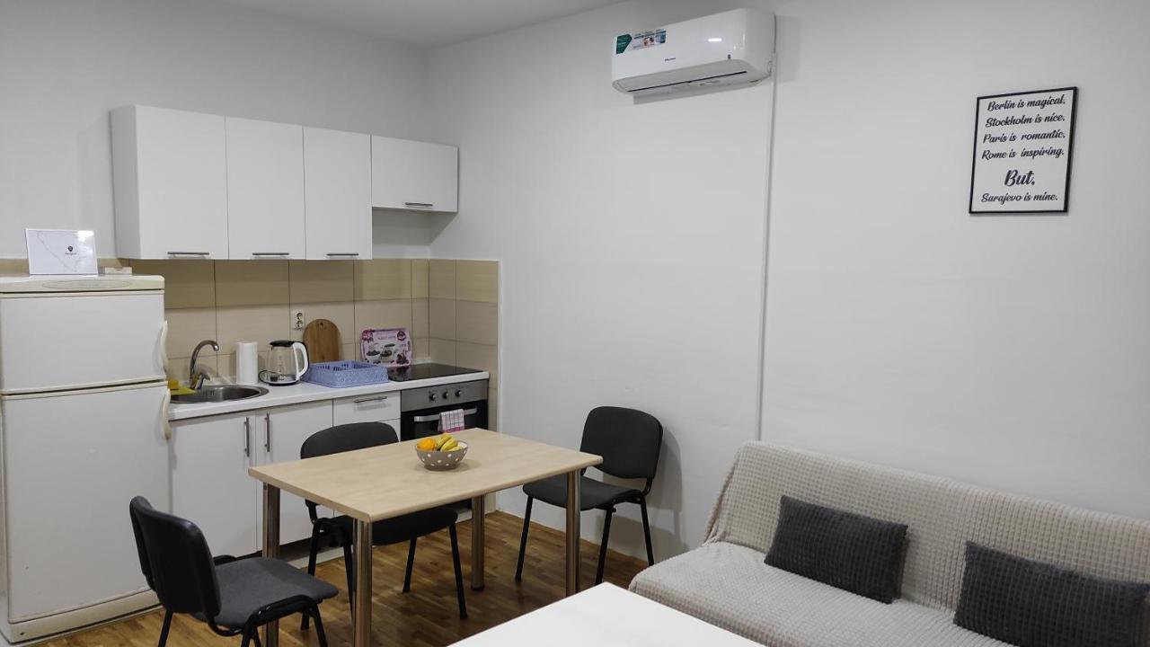 Apartment Mejtas - Center Of Сараево Екстериор снимка