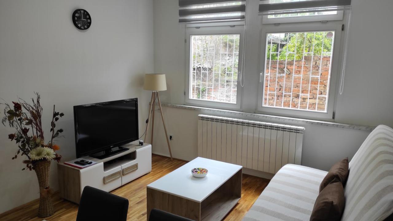 Apartment Mejtas - Center Of Сараево Екстериор снимка